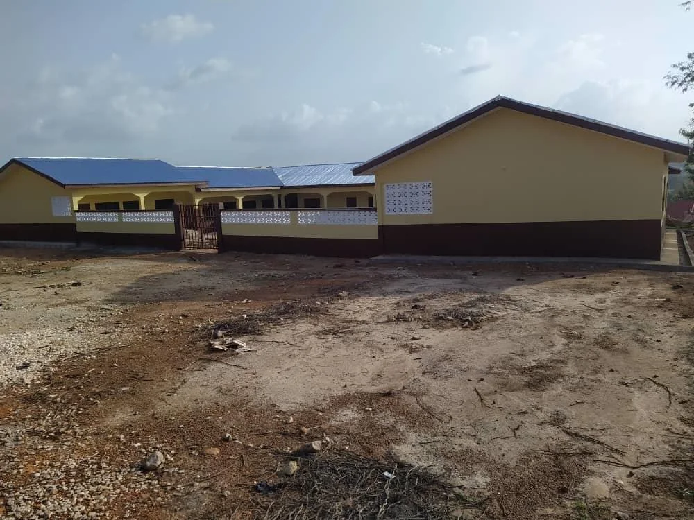 6-Unit Classroom Block at Etwereso